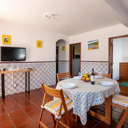 Tilli'n'joe's House Apartament *