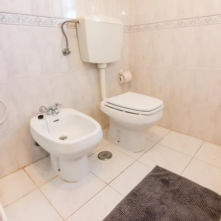 Tilli'n'joe's House * Atouguia Da Baleia